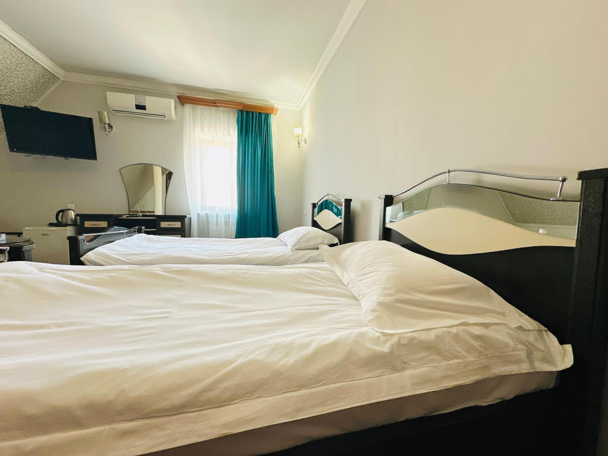 Sd Hotel Єреван Екстер'єр фото