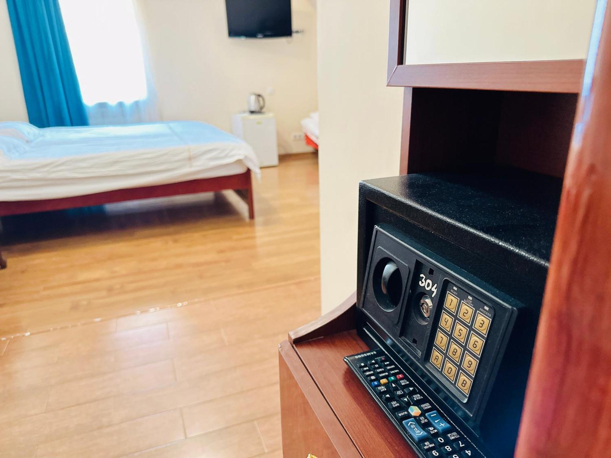 Sd Hotel Єреван Екстер'єр фото