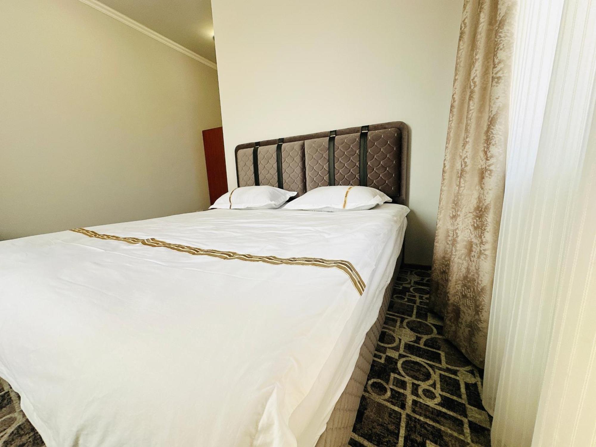 Sd Hotel Єреван Екстер'єр фото